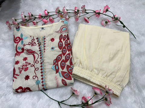 Kurta Unique Floral Embroidered Cotton White Co-Ord Set For Women