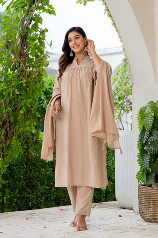 Kurta Nude Silk Blend Solid Embroidered Flared Suit Set