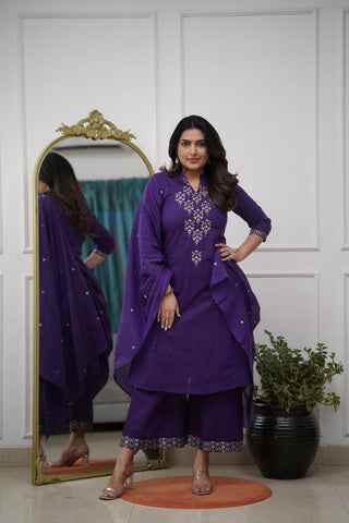 Kurta ALINE kurta set with Cotton Plazzo & Malmal Dupatta with  embroidery work
