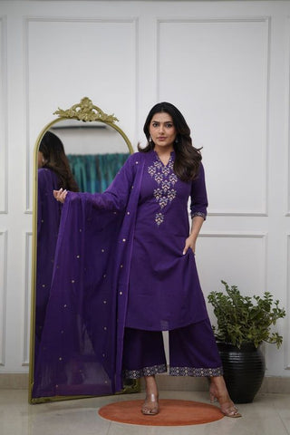 Kurta ALINE kurta set with Cotton Plazzo & Malmal Dupatta with  embroidery work